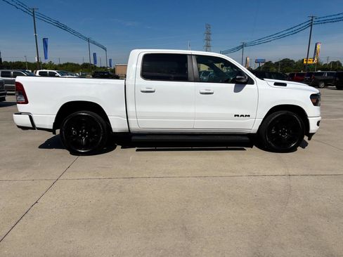 Used 2022 RAM 1500 Big Horn AWD/4WD image 5