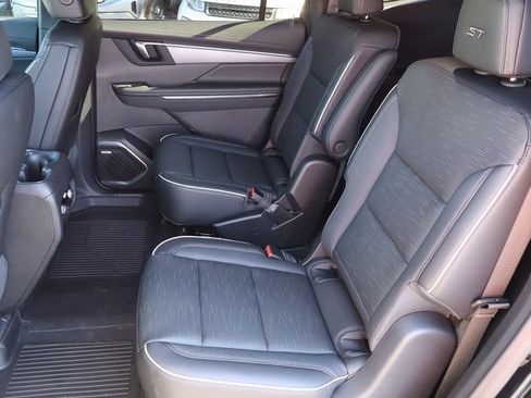 New 2026 Buick Enclave Sport Touring w/ Power Package image 21