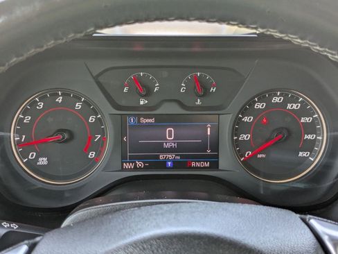 Used 2020 Chevrolet Camaro LT RWD image 13