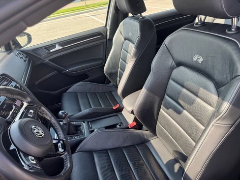 Used 2019 Volkswagen Golf R 4-Door AWD/4WD image 7