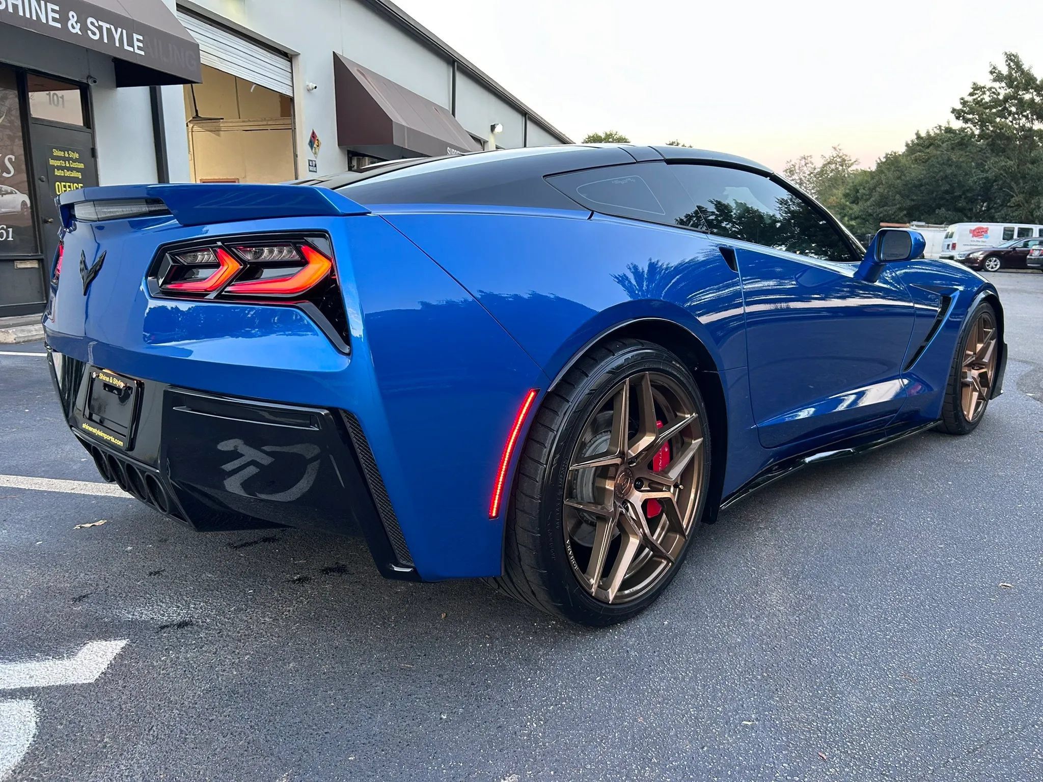 Used 2016 Chevrolet Corvette Stingray Coupe w/ 2LT Preferred Equipment Group RWD image 3