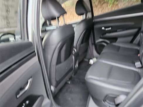 Used 2024 Hyundai Tucson Limited image 12