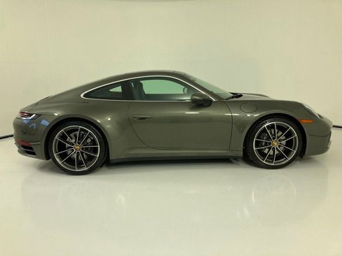 Certified 2021 Porsche 911 Carrera 4 image 22