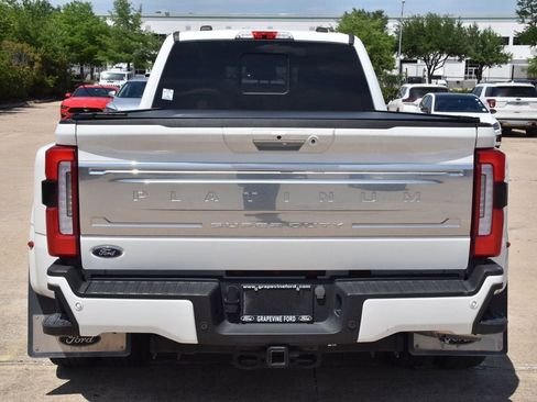 Used 2024 Ford F350 Platinum AWD/4WD image 8