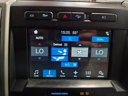 Used 2017 Ford F250 Lariat w/ Lariat Value Package AWD/4WD image 58