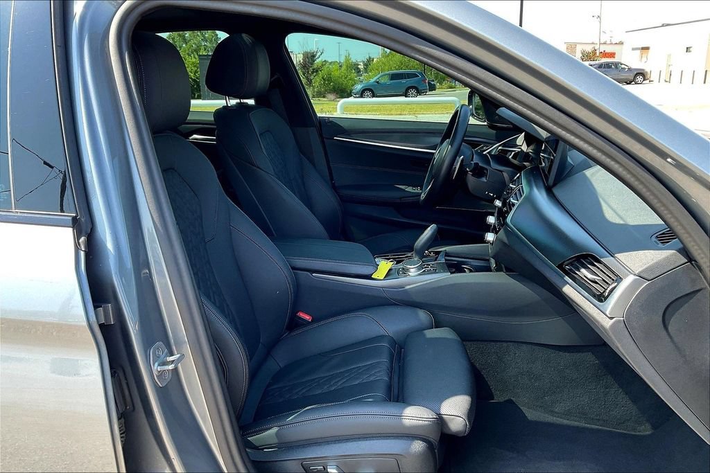 Used 2023 BMW 530i w/ M Sport Package RWD image 14