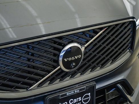 New 2026 Volvo XC60 B5 Ultra w/ Protection Package Premier AWD/4WD image 8