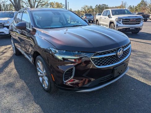 Used 2023 Buick Envision Avenir image 2