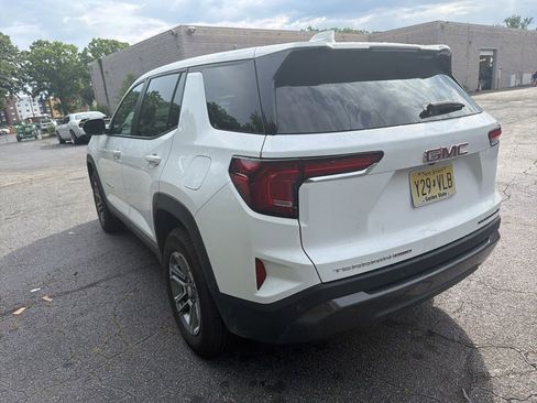 Used 2025 GMC Terrain Elevation AWD/4WD image 9