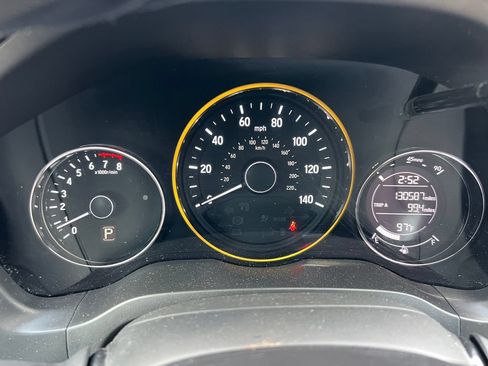 Used 2016 Honda HR-V LX image 13