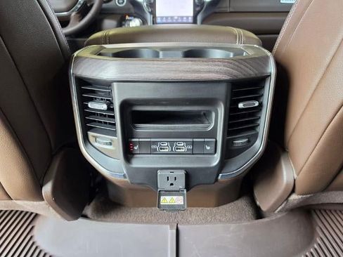 Used 2025 RAM 1500 Laramie AWD/4WD image 36