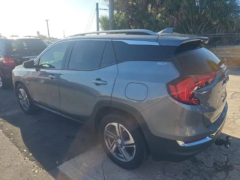 Used 2021 GMC Terrain SLT image 2