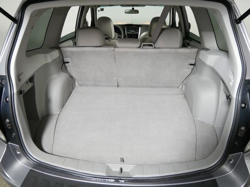 Used 2010 Subaru Forester 2.5X Premium image 18