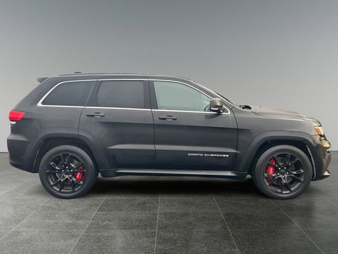 Used 2014 Jeep Grand Cherokee SRT8 w/ Luxury Group II image 8