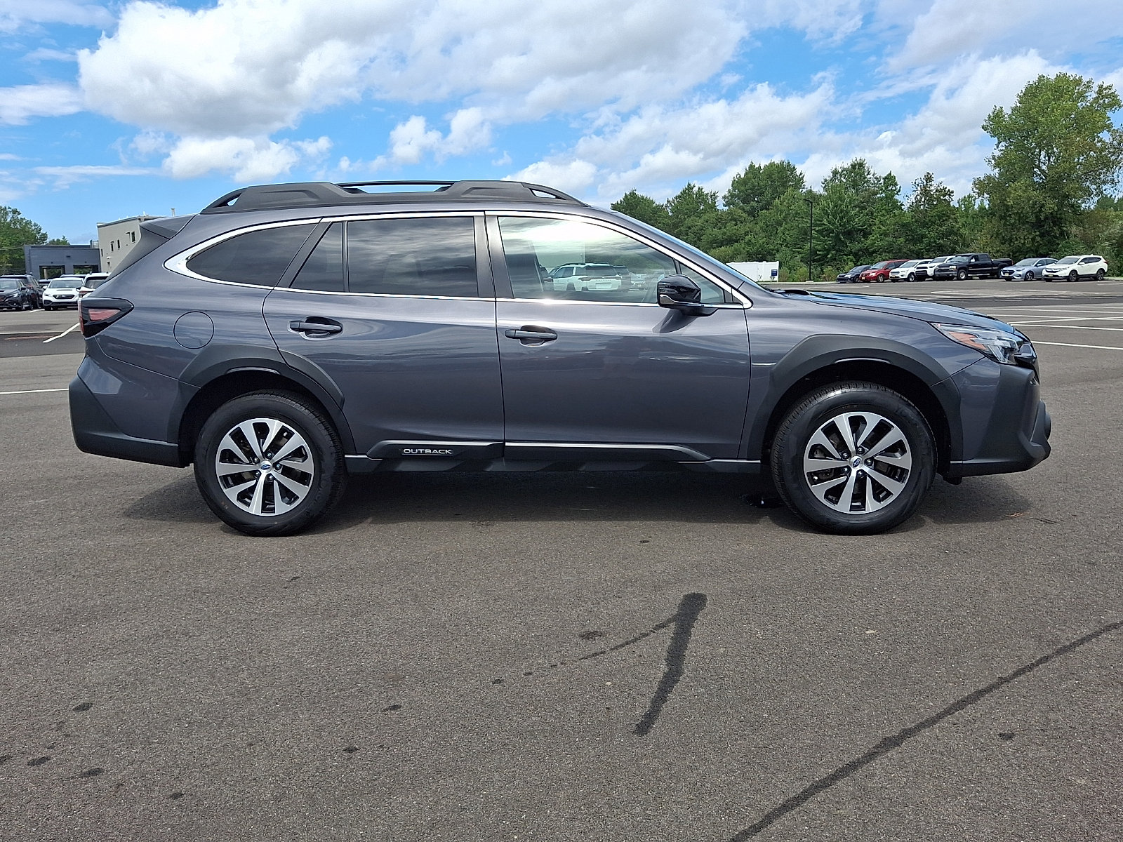 Certified 2023 Subaru Outback Premium AWD/4WD image 8