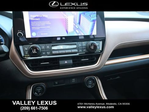 Used 2025 Toyota Grand Highlander AWD Hybrid image 8