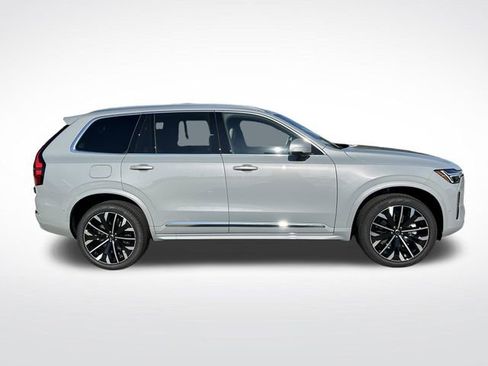 New 2026 Volvo XC90 B6 Plus AWD/4WD image 9