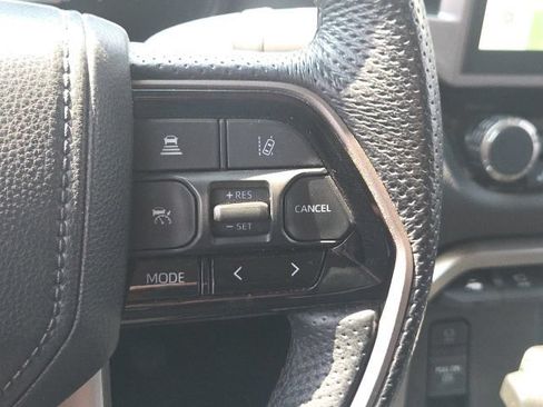 Used 2024 Toyota Tundra Limited AWD/4WD image 35