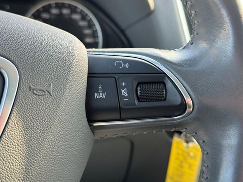 Used 2017 Audi Q5 2.0T Premium Plus w/ Technology Package image 18