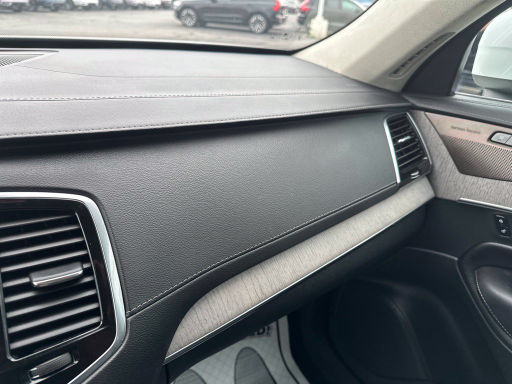 Used 2022 Volvo XC90 T6 Inscription w/ Lounge Package AWD/4WD image 35