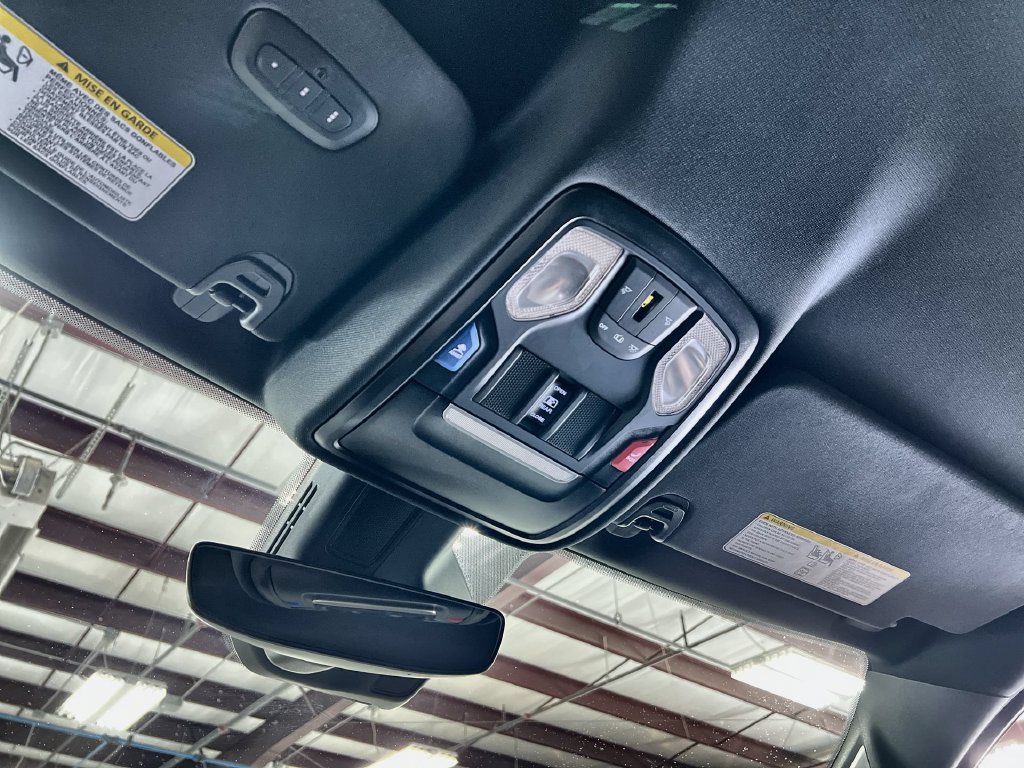 Used 2025 RAM 1500 Big Horn AWD/4WD image 30