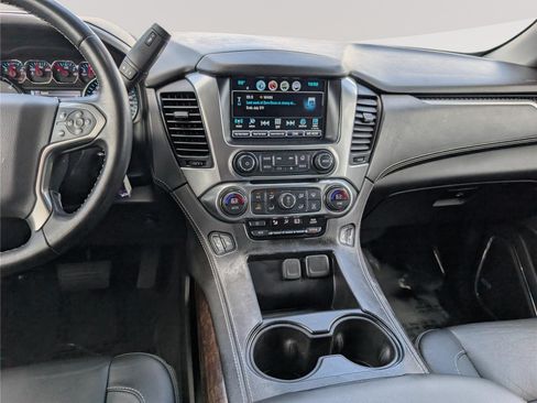 Used 2020 Chevrolet Tahoe LT w/ LT Midnight Edition AWD/4WD image 19