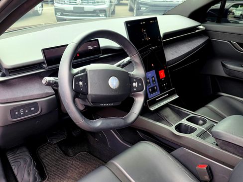 Used 2023 Fisker Ocean One AWD/4WD image 12