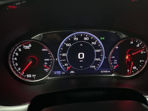 Used 2023 Chevrolet Traverse High Country image 14