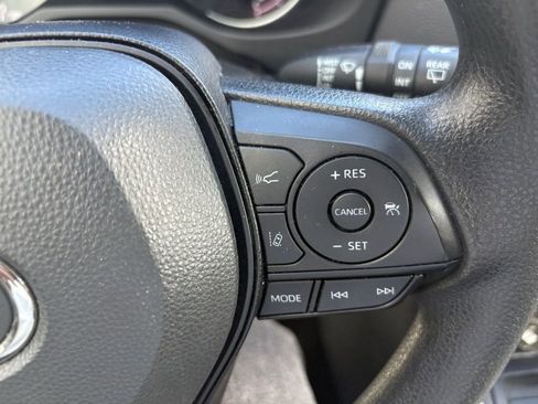 Used 2023 Toyota RAV4 XLE image 16