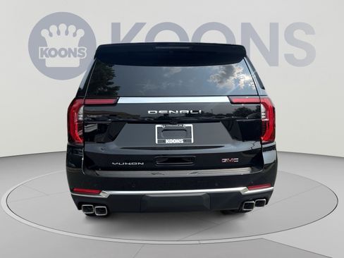 New 2026 GMC Yukon XL Denali w/ LPO, Floor Liner Package AWD/4WD image 4
