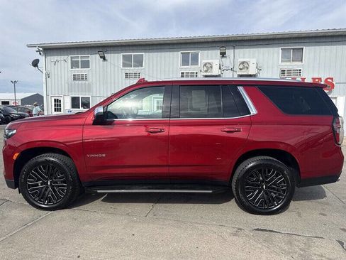 Used 2021 Chevrolet Tahoe Premier AWD/4WD image 3