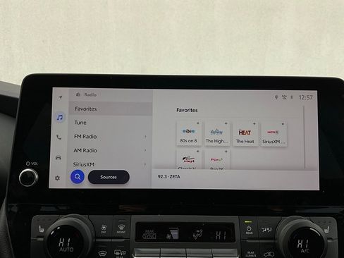 Used 2025 Toyota Grand Highlander FWD image 33