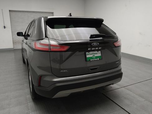 Used 2023 Ford Edge SEL image 6