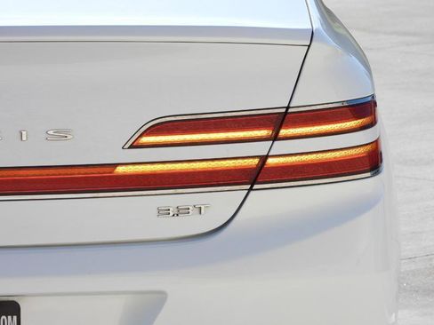 Used 2020 Genesis G90 3.3T Premium image 28