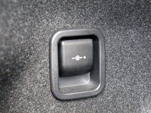 Used 2018 BMW M2 w/ Executive Package image 34