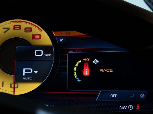 Used 2024 Ferrari Roma RWD image 31