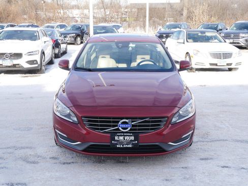 Used 2014 Volvo S60 T5 image 2