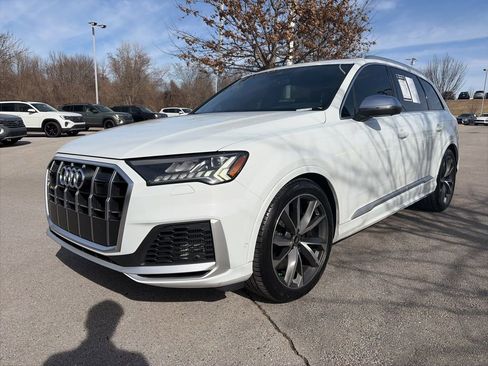 Used 2022 Audi SQ7 Premium Plus image 3