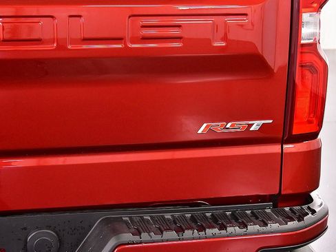 Used 2019 Chevrolet Silverado 1500 RST image 13