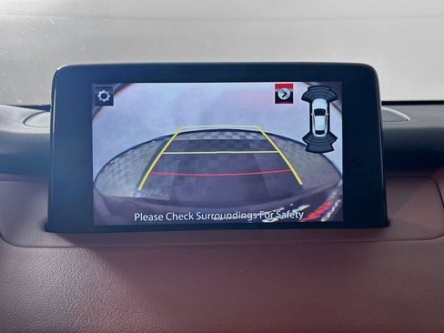 Used 2018 MAZDA CX-9 Signature image 15