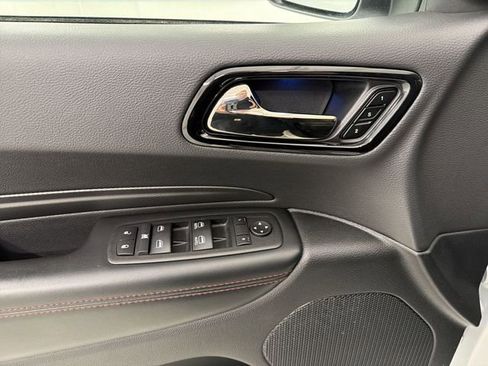 Used 2025 Dodge Durango GT AWD/4WD image 23