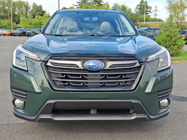 Certified 2023 Subaru Forester Limited AWD/4WD image 3