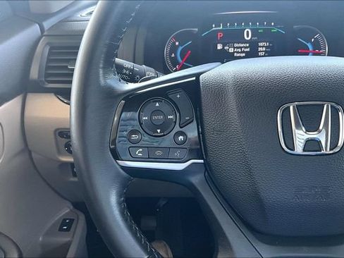 Used 2019 Honda Pilot Touring image 10