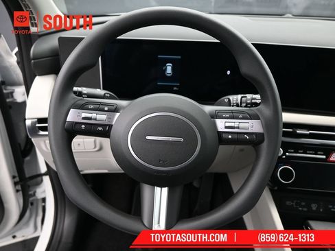 Used 2025 Hyundai Tucson SEL FWD image 10