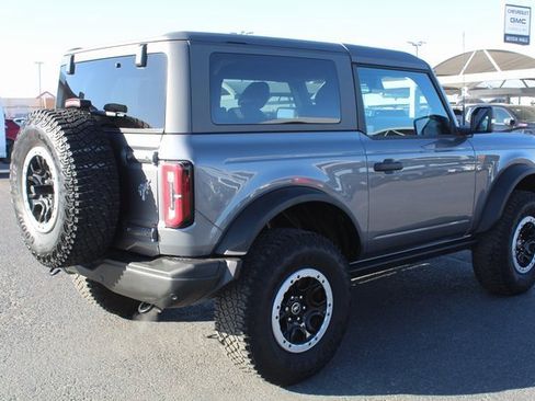 Used 2023 Ford Bronco Badlands w/ Sasquatch Package image 3