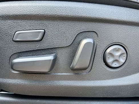 Certified 2025 Kia Telluride SX Prestige image 12