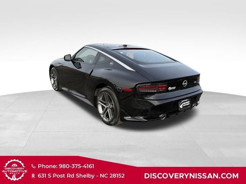 New 2026 Nissan Z Performance w/ Floor Mat Package RWD image 9
