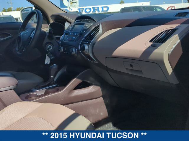 Used 2015 Hyundai Tucson GLS w/ Option Group 02 FWD image 22
