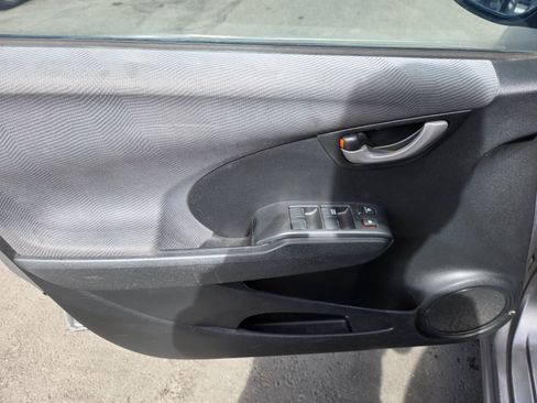 Used 2009 Honda Fit image 8