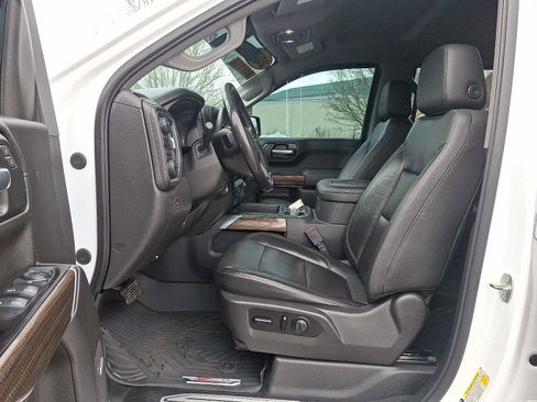 Used 2020 Chevrolet Silverado 1500 RST image 13